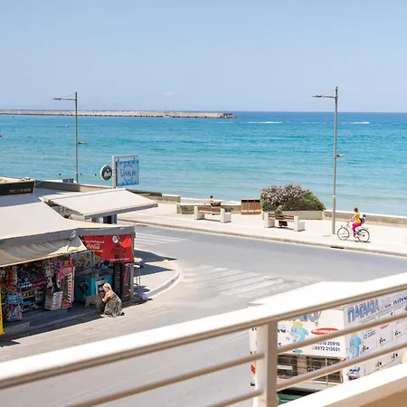 Apartahotel Ostria 3*