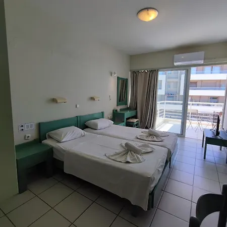 Ostria Apartahotel 3*