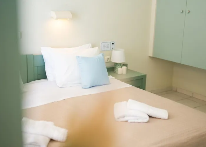 Ostria 3* Rethymno (Crete)