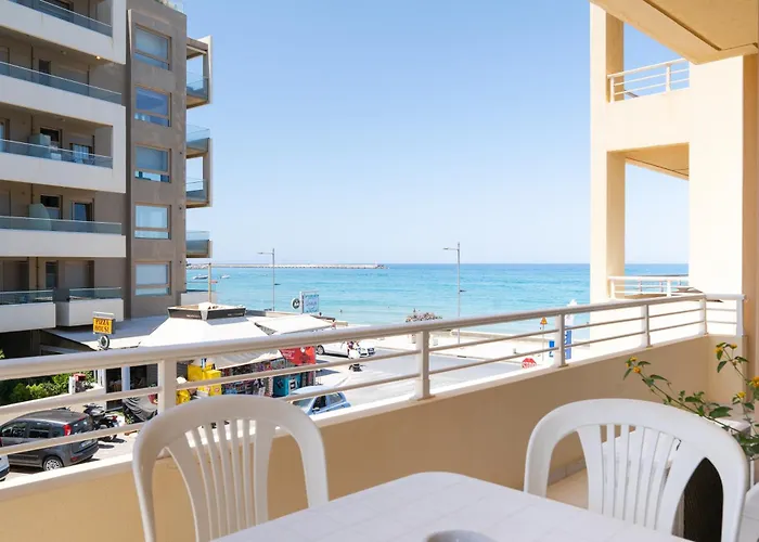 Ostria Aparthotel 3*